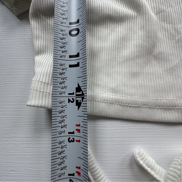 SHEIN ribbed white short sleeve crop top‎ w/ waist ties women’s XS - Picture 8 of 9